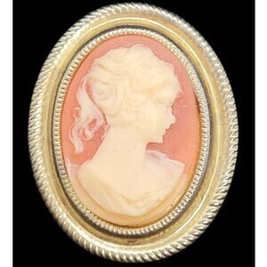 Romantic vintage cameo‎ brooch gold oval rope twist resin portrait regencycore